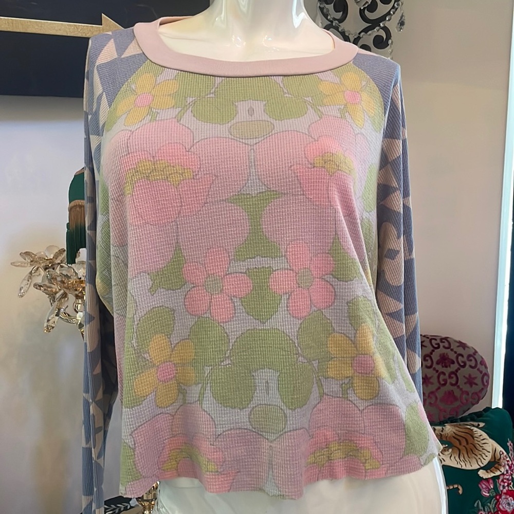 Women’s Wildfox long sleeve baggy thermal